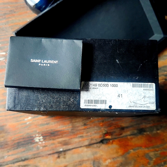 SAINT LAURENT MENS PATENT LEATHER OXFORD SHOES - Picture 4 of 4